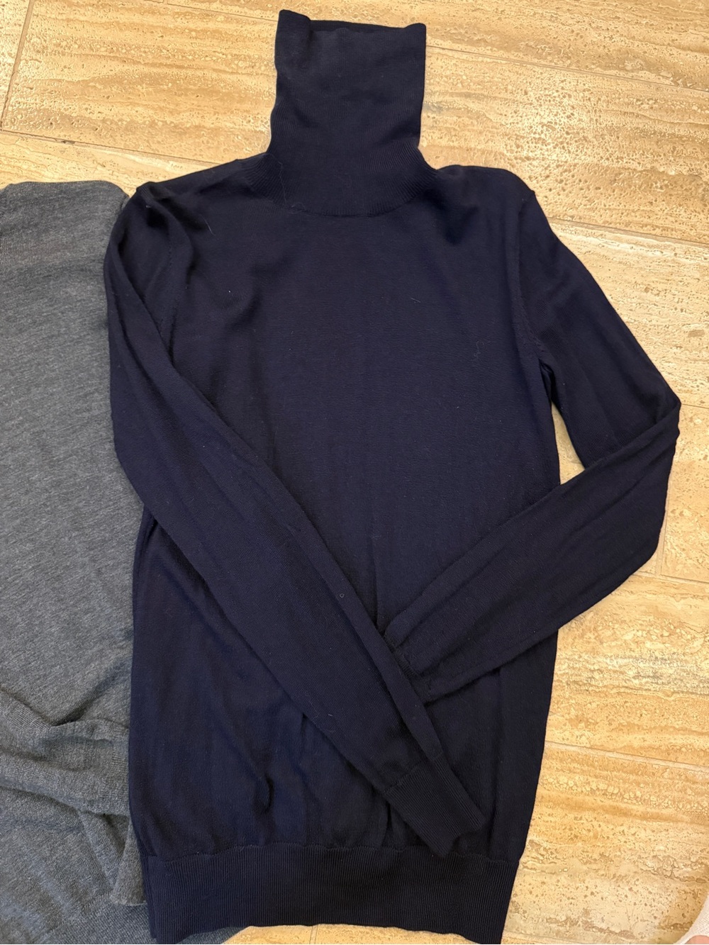 GAP Set Of 2 Extra Fine Merino Wool Turtleneck Sweaters Small Tall - Picture 2 of 7